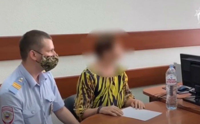 АСТРАХАНЬ. Политическая активистка из Астрахани убила сына гантелей пока он спал