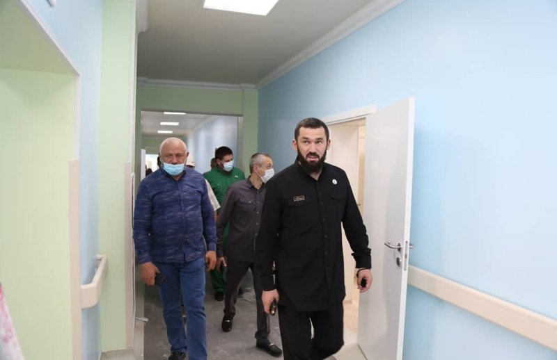 ЧЕЧНЯ. Магомед Даудов посетил перепрофилируемые под COVID-19 медучреждения