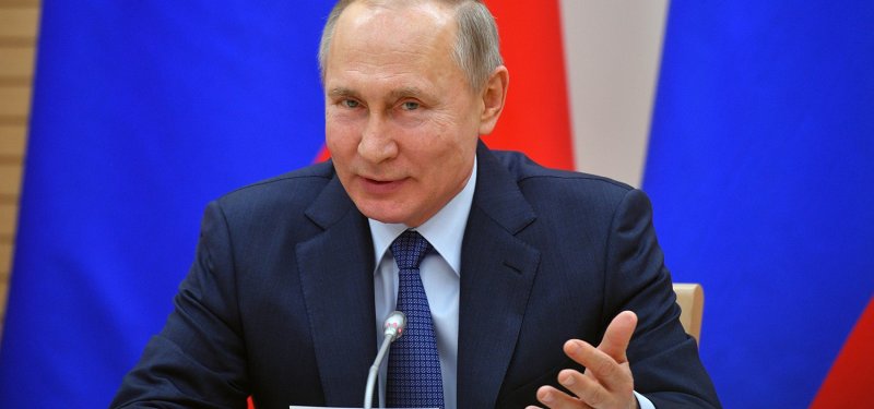 ЧЕЧНЯ. Путин продлил дополнительные выплаты медикам до конца лета