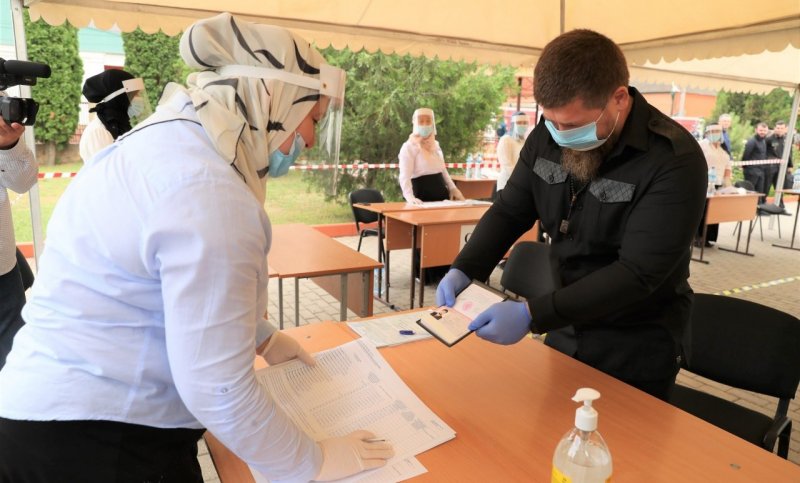 ЧЕЧНЯ. Р. Кадыров: На избирательных участках ЧР наблюдается высокая явка