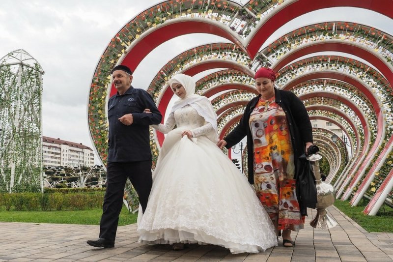 ЧЕЧНЯ. Рамзан Кадыров "выкупил" 270 невест
