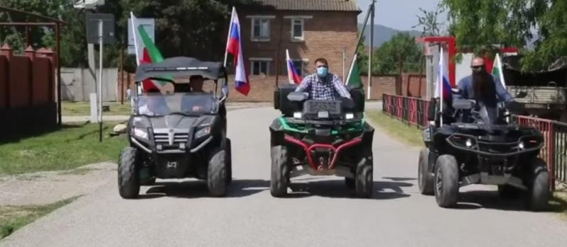 ЧЕЧНЯ. В Ахчой-Мартановском районе прошел автопробег ко Дню голосования