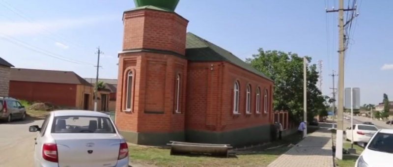 ЧЕЧНЯ. В Ачхой-Мартановском районе благоустраивают джума-мечети