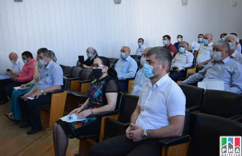 ДАГЕСТАН. В администрации Карабудахкентского района обсудили ситуацию с COVID-19