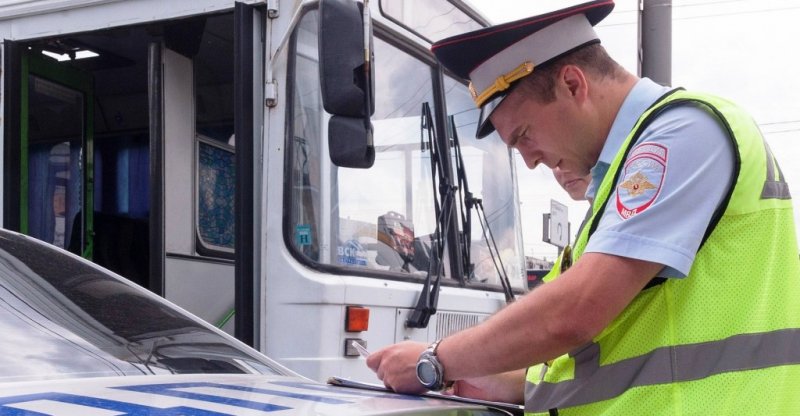 КБР. Автоинспекторы Кабардино-Балкарии выявили около ста пятидесяти административных правонарушений в ходе сплошных проверок автобусов и легковых такси