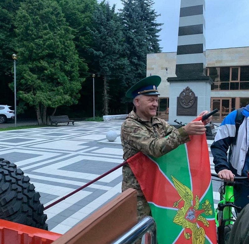 СТАВРОПОЛЬЕ. Ставропольские коммунисты почтили память погибших в сороковые-роковые автопробегом
