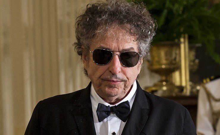 Возраст славе не помеха: Боб Дилан в девятый раз покорил хит-парад Великобритании