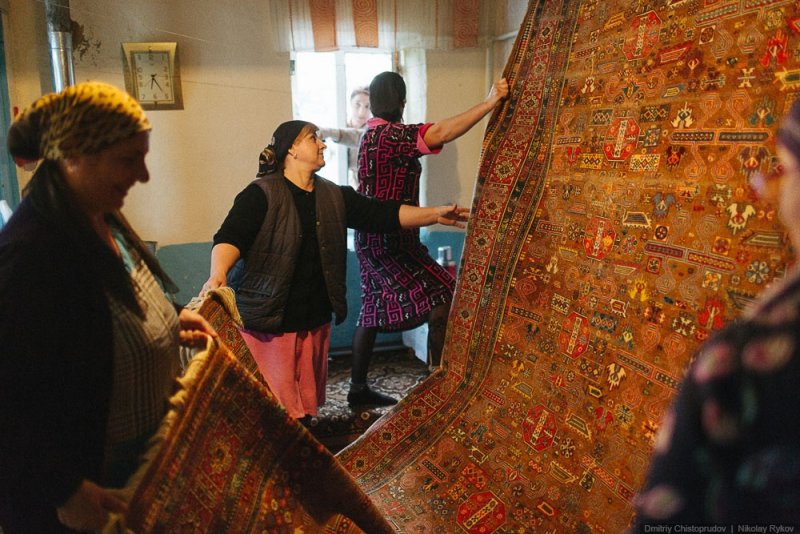 Почему ценятся ковры мастериц Северного Кавказа?