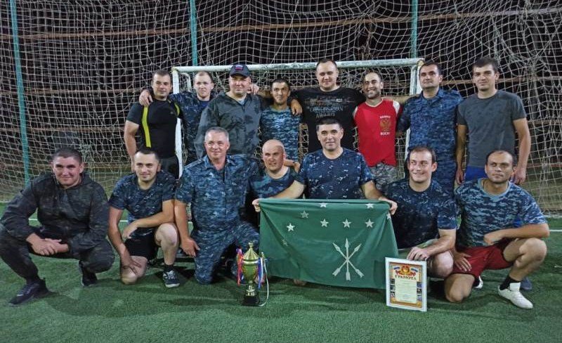 АДЫГЕЯ. Сотрудники сводного отряда полиции Адыгеи стали победителями турнира по мини-футболу