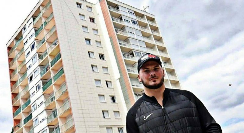 ЧЕЧНЯ. Чеченец на западе Франции спас мужчину, застрявшего на балконе