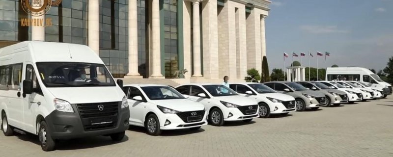 ЧЕЧНЯ. Роспотребнадзору Чеченской Республики передали ключи от 20 новых автомобилей