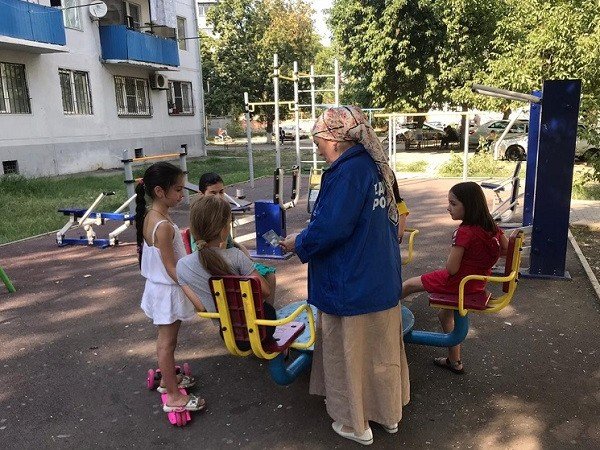 ЧЕЧНЯ. В Чеченской Республике партийцы «Единой России» проверили состояние детских площадок