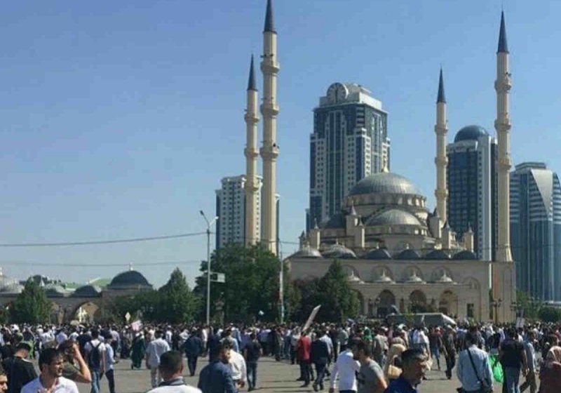 ЧЕЧНЯ. В Чечне установили максимальное число машин в свадебном кортеже