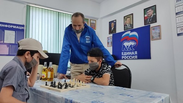ЧЕЧНЯ. В рамках проекта «Детский спорт» в Ножай-Юрте прошел турнир по шахматам