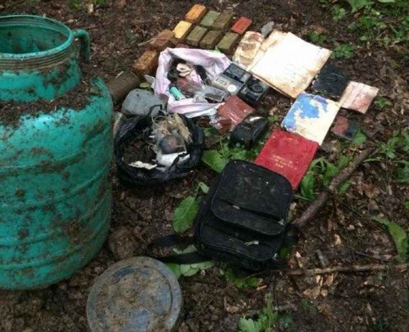 ЧЕЧНЯ. В Чеченской Республике уничтожен тайник с боеприпасами и экстремистской литературой