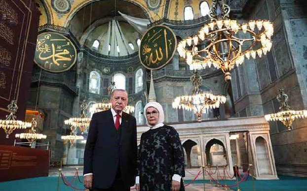 Исламизм Эрдогана пробуждает христианство Запада
