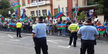 КАРАБАХ. Члены азербайджанской диаспоры провели акцию в Праге против захватнической политики Армении