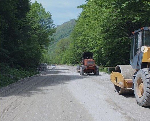КБР. Глава Кабардино-Балкарии проинспектировал ход реконструкции автодороги «Бабугент – Безенги»