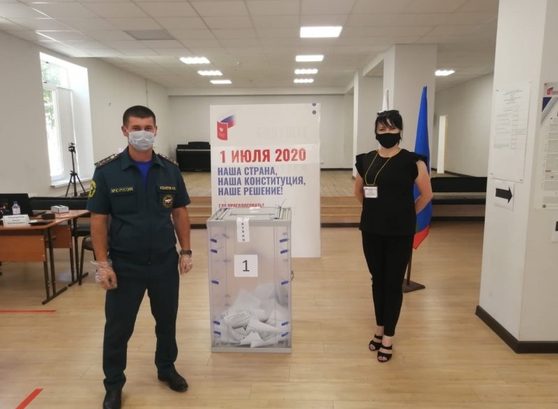 КЧР. Сотрудники МЧС дежурят на избирательных участках Карачаево-Черкесской Республики