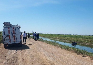 ВОЛГОГРАД. В ДТП в оросительном канале погибли 8 человек