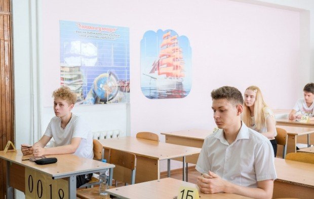 ВОЛГОГРАД. Выпускники региона справились с ЕГЭ по математике за четыре часа
