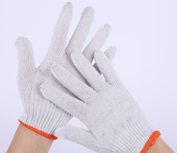 Хлопчатобумажные рабочие перчатки. Спецодежда на все случаи