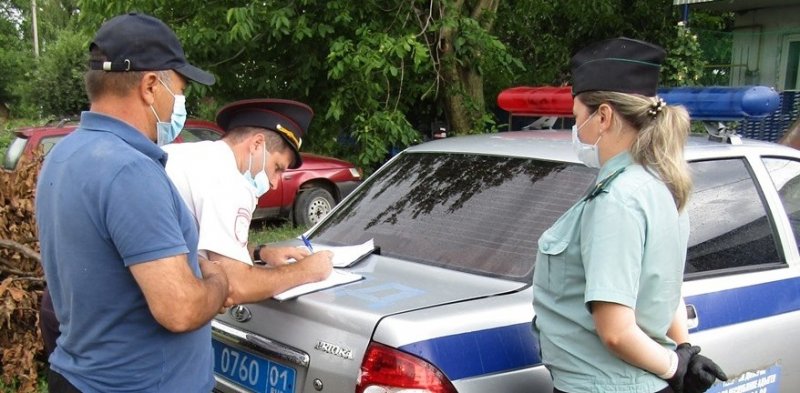 АДЫГЕЯ. В Адыгее полицейские и судебные приставы проводят профилактическую операцию «Должник»