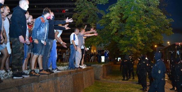 Акция протеста в Минске вылилась в столкновения с ОМОН, есть пострадавшие