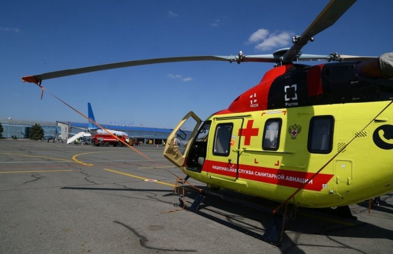 АСТРАХАНЬ. Новый вертолет санавиации заступил на дежурство в Астрахани и спас жертву инфаркта