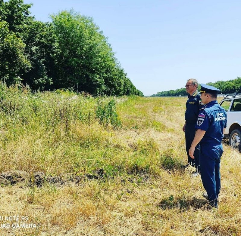 ЧЕЧНЯ. Сотрудники МЧС в Чеченской Республике проверяют пожарную безопасность граничащих с лесными массивами территорий