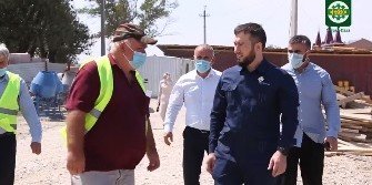 ЧЕЧНЯ. По поручению Главы Чеченской Республики, Героя России Рамзана Ахматовича Кадырова, в городе Аргун строятся две новые школы и детский сад.
