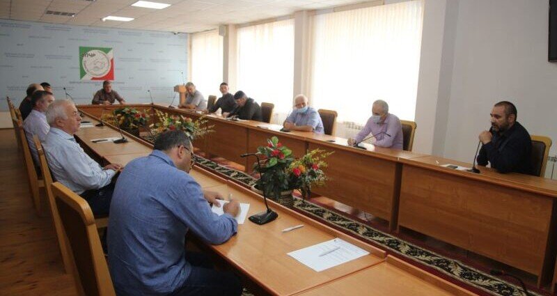 ЧЕЧНЯ. В отделении Общероссийского народного фронта в Чеченской Республике обсудили реализацию дорожного нацпроекта