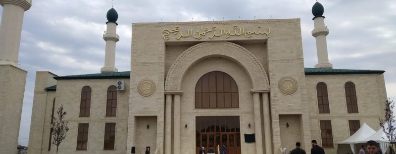 ЧЕЧНЯ. В селении Гойты открылась новая мечеть на 3600 мест