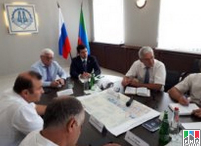 ДАГЕСТАН. В Каспийске обсудили вопросы промышленной кооперации в сфере дорожного строительства