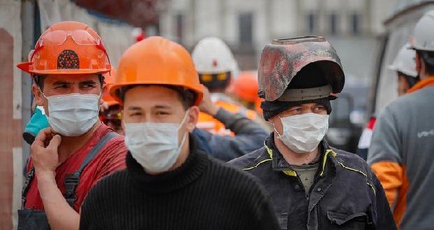 Исследование: Более половины трудовых мигрантов в РФ намереваются остаться там навсегда