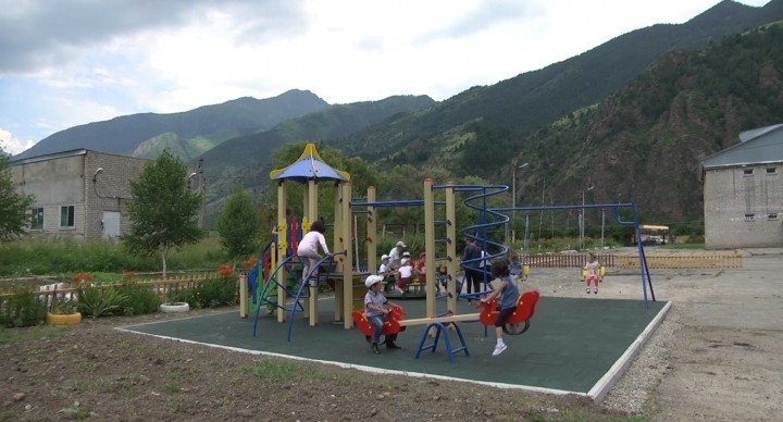 КЧР. В ст. Преградной Урупского района в 2020 г. будут обустроены две детские площадки