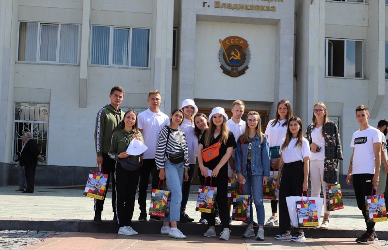 С. ОСЕТИЯ. Владикавказ посетили блогеры из 12 регионов России и Казахстана