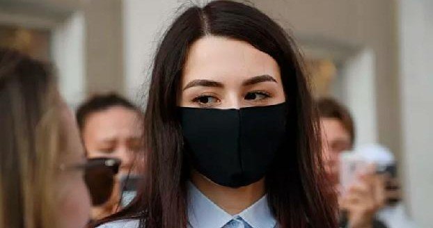 Суд запретил сестрам Хачатурян общаться между собой