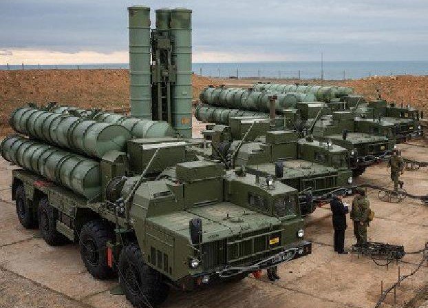 В ФСВТС опровергли информацию о контракте между РФ и Турцией по второму полку систем ПВО С-400