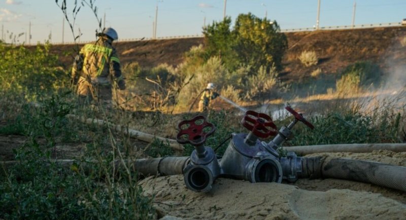 ВОЛГОГРАД. Газовая заправка в Тракторозаводском районе вспыхнула адским пламенем