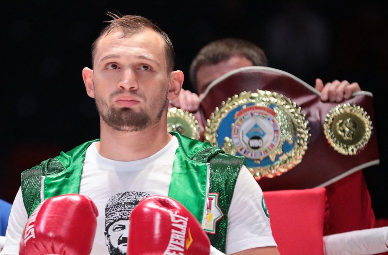 Боксер Асламбек Идигов защитил титул чемпиона Европы по версии WBO