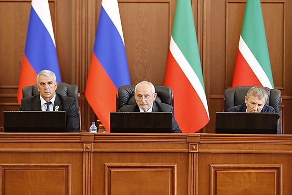 ЧЕЧНЯ.  104-е заседание Парламента Чеченской Республики