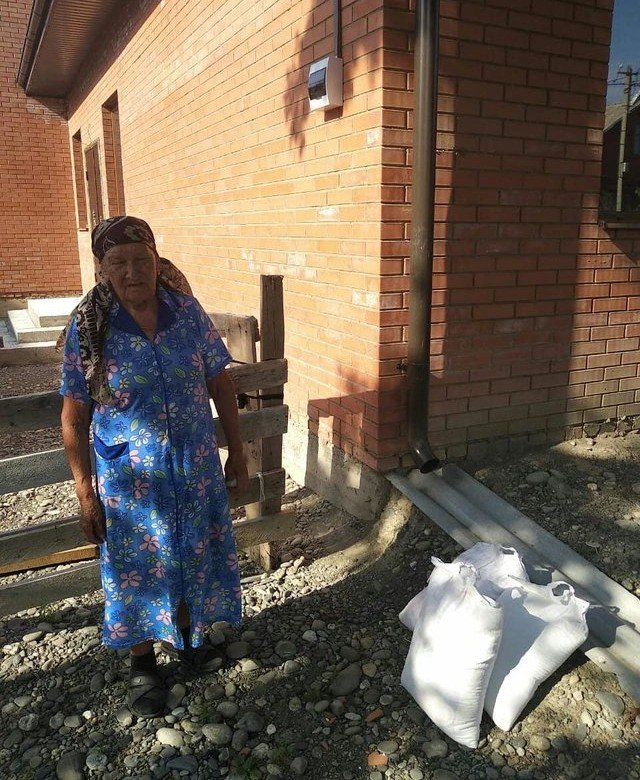 ИНГУШЕТИЯ. Русскоязычным семьям в Ингушетии раздали 150 продуктовых наборов в рамках муниципальной акции