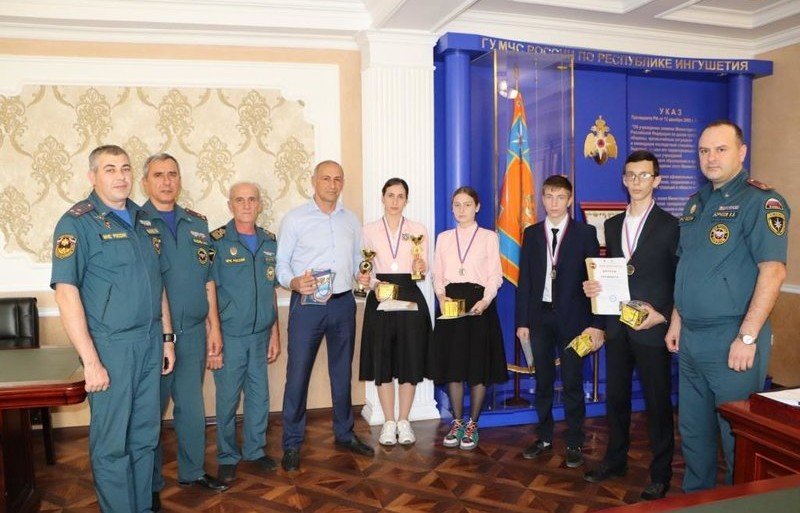 ИНГУШЕТИЯ. В МЧС по Ингушетии наградили участников VII межрегиональных соревнований «Школа безопасности»