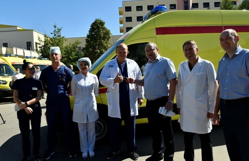КРАСНОДАР. В Краснодарском крае 12 городов и районов получили новые машины «скорой помощи»