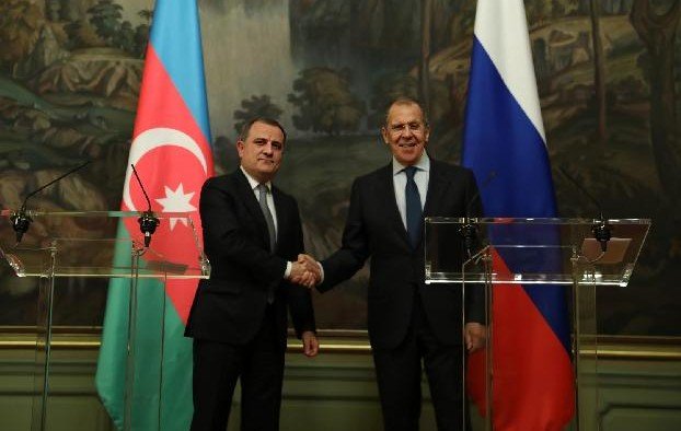 Нагорный Карабах: Лавров переходит в дипломатическую атаку
