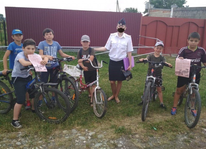 С. ОСЕТИЯ. Сотрудники Госавтоинспекции по Ирафскому району провели профилактическое мероприятие «Юный велосипедист»