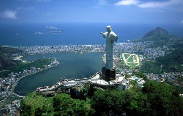 Статуя Христа Спасителя в Рио-де-Жанейро расцветится изображениями Армении