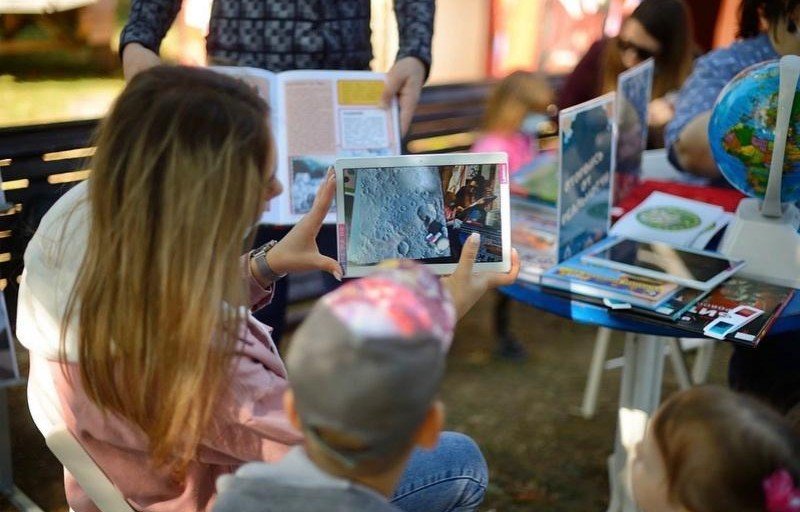 АДЫГЕЯ. В столице Адыгеи презентовали уличную модельную библиотеку