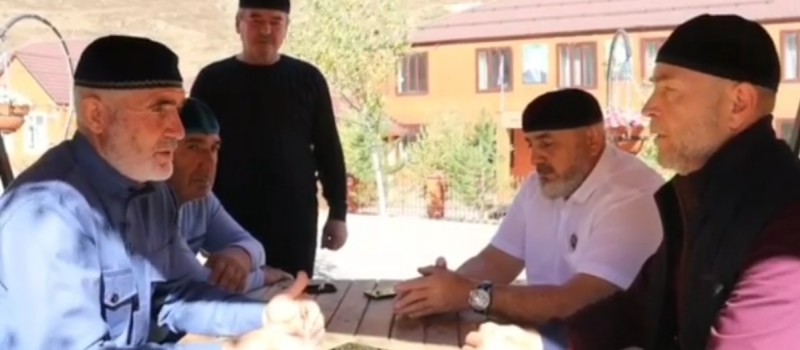 ЧЕЧНЯ. Уроженец Москвы принял ислам в Чеченской Республике 